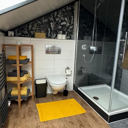 Neu Renovierte Suseria Kaden (Westerwaldkreis)